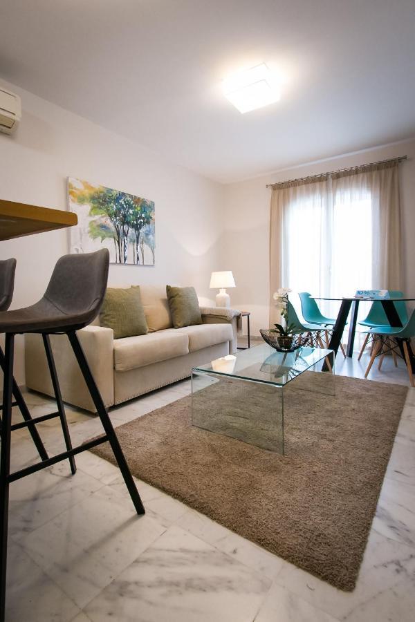 Holidays2Malaga Pena Parking & French Balcony & Smart Tv Kültér fotó